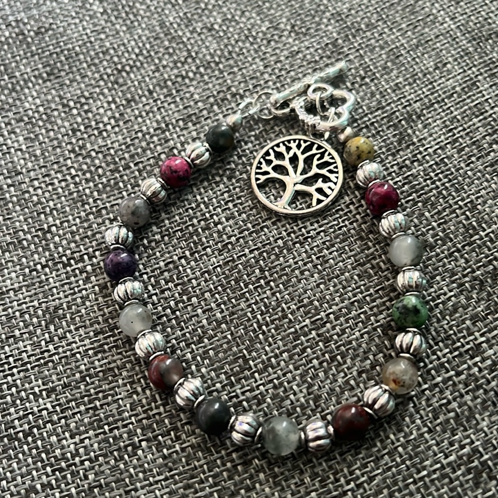 Glass multicolored beaded ornate floral heart tree silver tone toggled bracelet